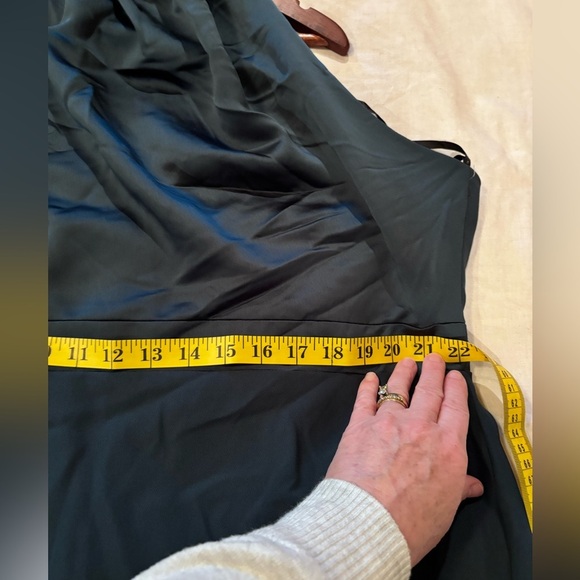 AFTER SIX 6834 HIGH NECK HALTER 2 TONE GOWN, size 24W, Evergreen, Holidays Event - Picture 9 of 11